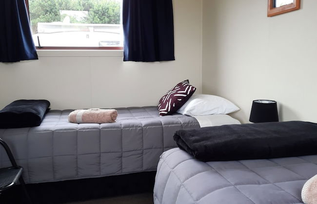 Glenavys Waitaki River Motor Camp - Caravan Park - Foto 11