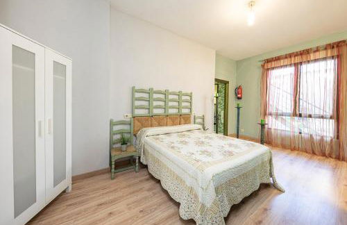 Apartamentos El Capricho - Foto 17