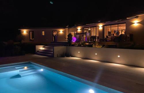 VillaCadière Vue Mer et Vignes Piscine à débordement - Foto 24