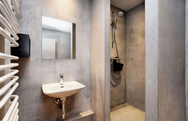 Group Villa With Pool & Sauna - Photo 22