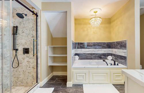 Steps to Holyoke Medical Center! Remote-Work Hub - Foto 3