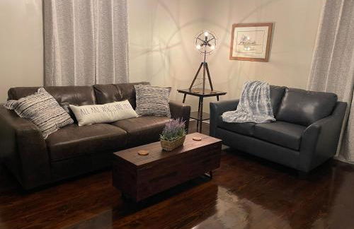 Clayton's 1910 Restored Mill House-near Burlington - Foto 2