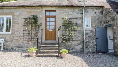 Stables Cottage - Photo 2