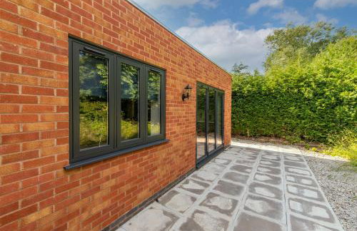 Bagworth House - Spacious 4BR Bungalow in Leicestershire - Photo 14