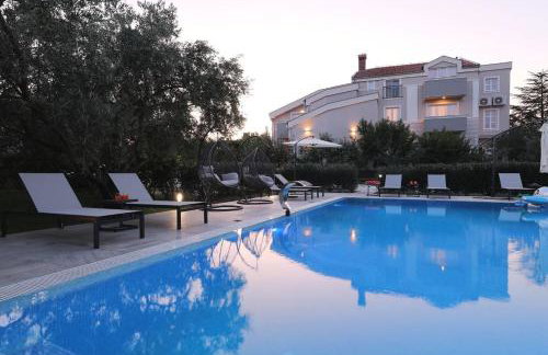 Family friendly house with a swimming pool Sikovo, Biograd - 23718 - Foto 1