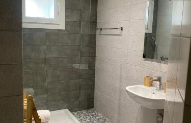 Kalloni Luxury Apartment - Photo 17