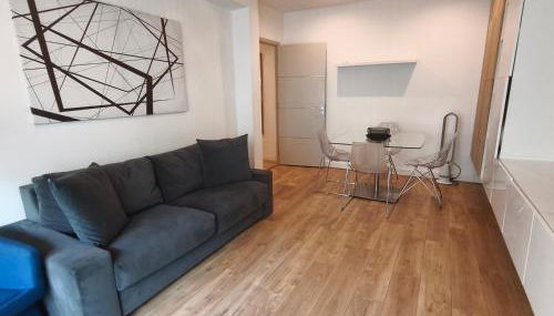 LE MIOLLIS - CENTRAL et CONFORT - WIFI- prés tansports en commun et commerces - Foto 3