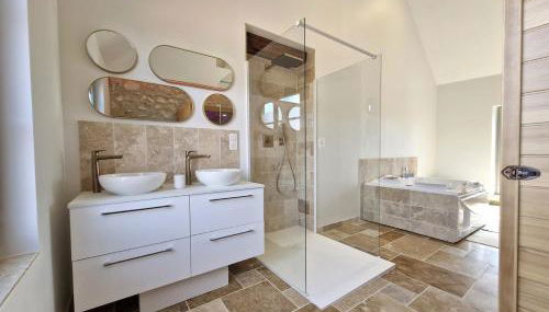 L'audacieuse-Jacuzzi et sauna , miroir suspendu - Foto 4