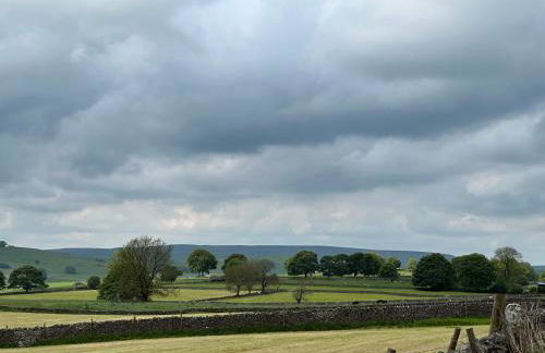 Lyme Tree Farm Cottages - Hotching Barn and Knockstone Cottage - Foto 47