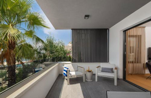 Paoma Lux Beach Suites - Photo 68