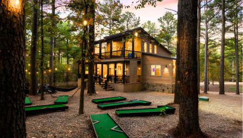 LUX,Hot Tub,ATV,Hiking,Pickleball,Firepit,Arcade - Photo 2, Garden, Garden view