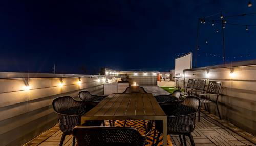 Modern Luxe Townhome with Rooftop Cinema - Foto 4