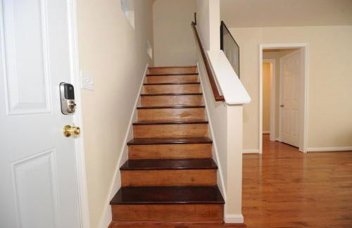 Huge Home For Groups Near Downtown - Foto 19