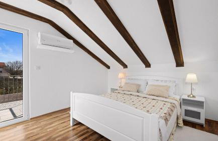 Villa MilaMar by Villas Guide - Photo 39