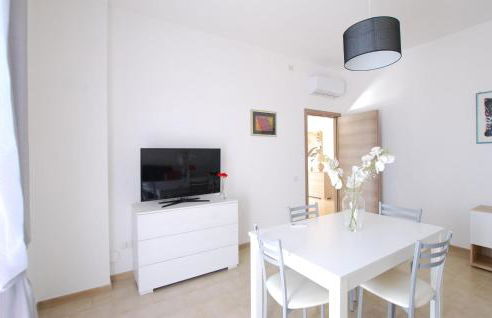 2 Bedroom Beautiful Home In Corridonia - Foto 21