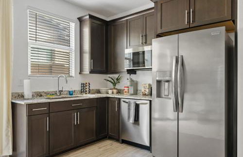 Cozy & Luxe Suite in Queen Creek - Photo 3