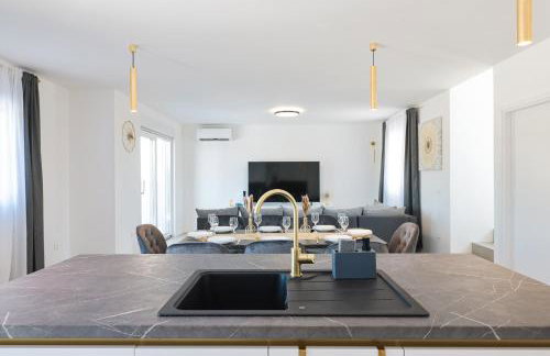 Peaceful IviCasa with private pool - Foto 50