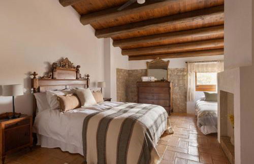 Masia elegant amb jardí i piscina - Photo 36