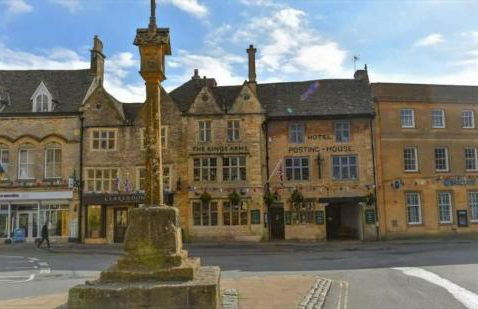 Cotswold apartment with private parking! - Foto 25