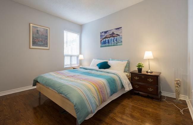 Applewood Suites - 4 BDRM King West - Photo 21
