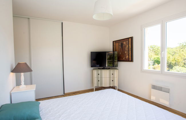 4 bedroom House in Bormes-les-Mimosas with private pool and garden - Photo 18