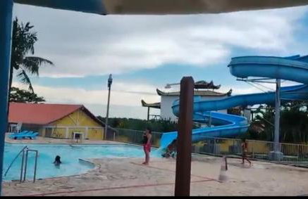 Casa com piscina em Condomínio - Foto 44