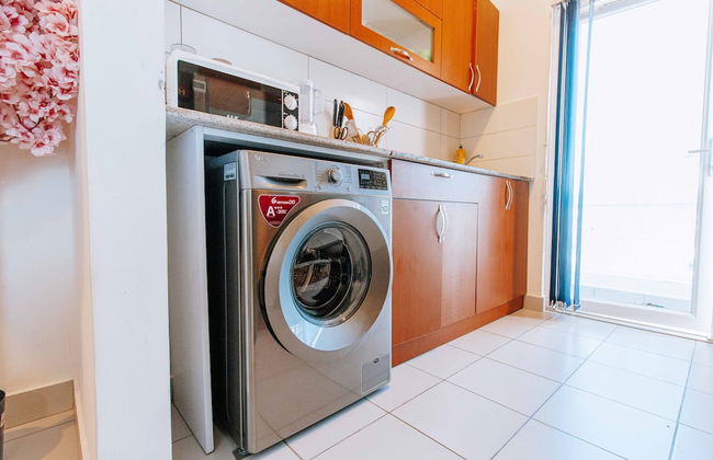 Ocean View 2 bed apartment - Photo 18