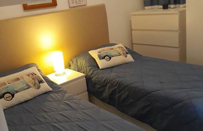 Excellent Views 2-bed Apartment in Marsalforn Gozo - Foto 2