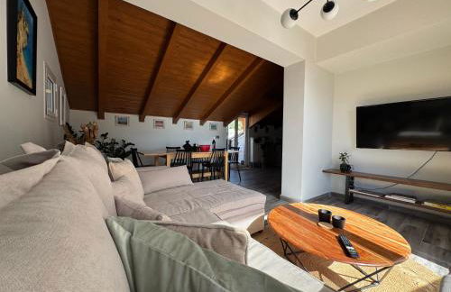 Arty Loft with Sea & City Views - Foto 9