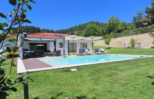 Basto Village House - Foto 9