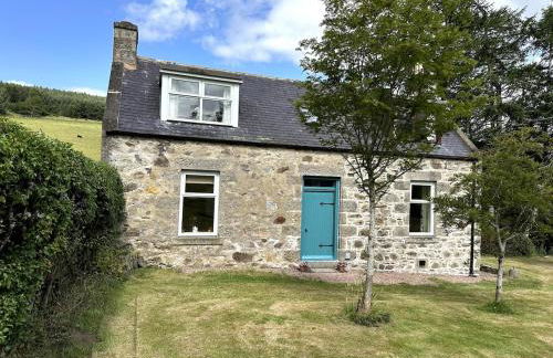 Cosy Cottage on the Whisky Trail - Photo 1