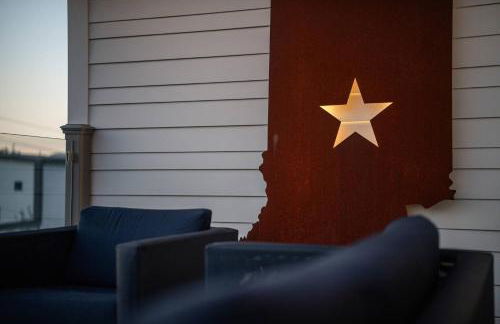 3 bed 3 bath Modern Luxury Home with Hot Tub and Rooftop Patio - Foto 75