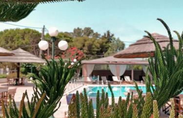 Hotel Kalamitsi Apartments - Photo 3