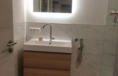 95qm Dachgeschoss für 1 bis 4 Personen - Alte Bäckerei - Neubaustandard - Foto 78