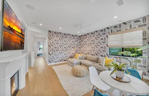 Coastal Paradise . Steps to the beach . Pool . Hot Tub - Foto 48