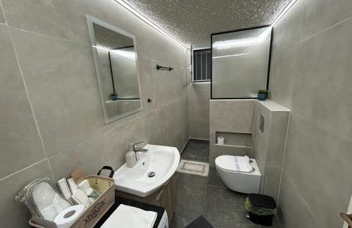 MARIAS APARTMENT SMART KEY BOX by PROJECT 86 IKE - Photo 12