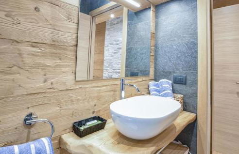 Nice Apartment In Lanzada - Photo 22