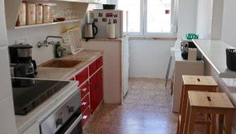 Ana's Guesthouse - Photo 4