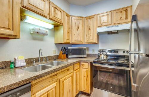 Heated Pool Access at Winter Park Base Camp! - Foto 9