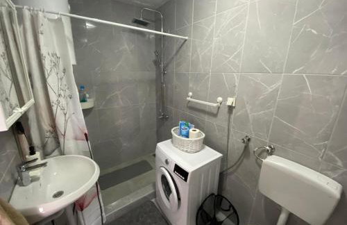 Apartment MiA with WIFi and private garden - Photo 13