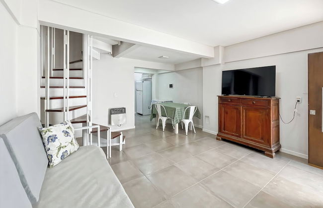 Ayres Duplex Suites Nuñez Cochera - Photo 10