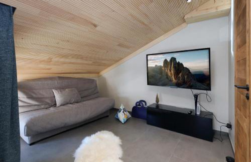Chalets Horizon Blanc - Vue exceptionnelle Loup Blanc -Sauna extérieur Ours des Glaces -5 étoiles - Foto 68