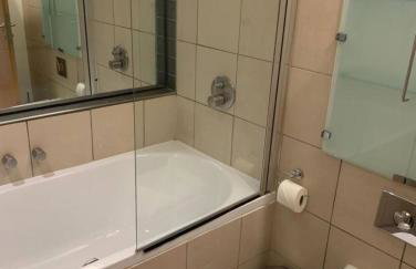 High Apartment in St James-Piccadilly COV10 - Photo 4