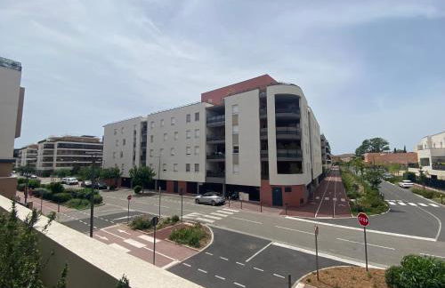 APPARTEMENT TYPE 2 NEUF +GRANDE TERRASSE - Foto 8