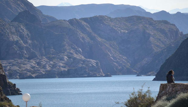 Panorâmica da represa de Los Reyunos
