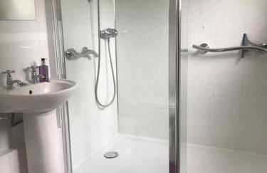 No 96 Chapel Lane - Self Contained Cottage In The Heart Of Butleigh - Photo 16