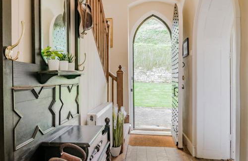 4 Bed in Bridport oc-58847 - Photo 2