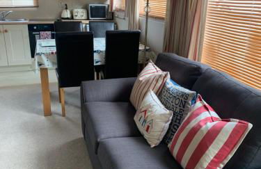 Dartmouth 2 Bed Detached Chalet 144 Norton Park - Foto 10