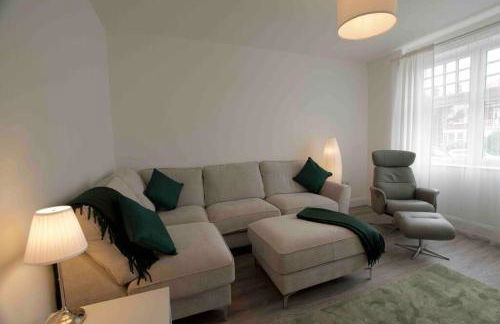 New stylish 4 bed house moments from Clacton beach - Foto 17