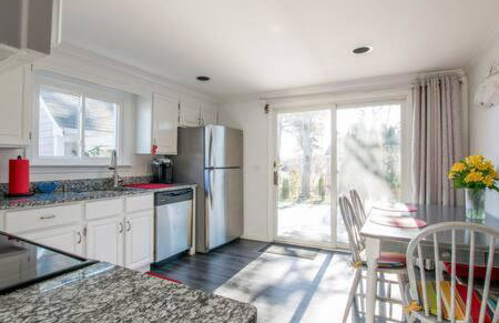 Central AC Close to Beach Dog Friendly! - Foto 10